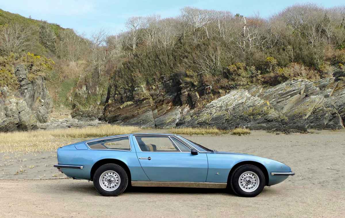 large image of Maserati Indy